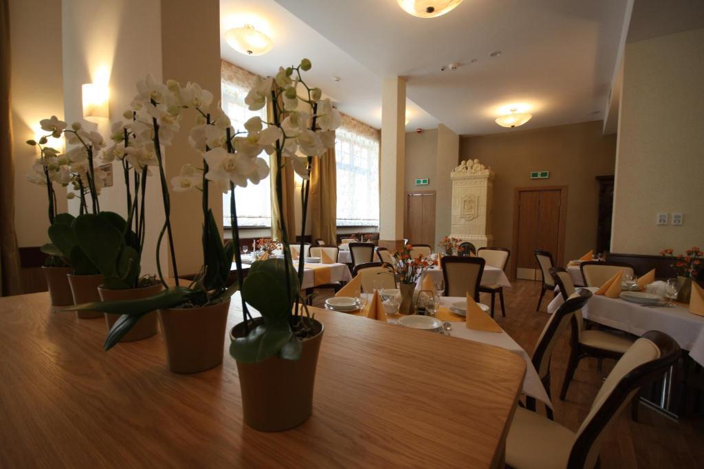 Golub-Dobrzyń Hotel Vabank מראה חיצוני תמונה