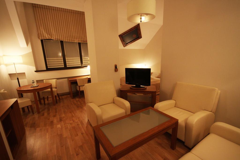 Golub-Dobrzyń Hotel Vabank מראה חיצוני תמונה
